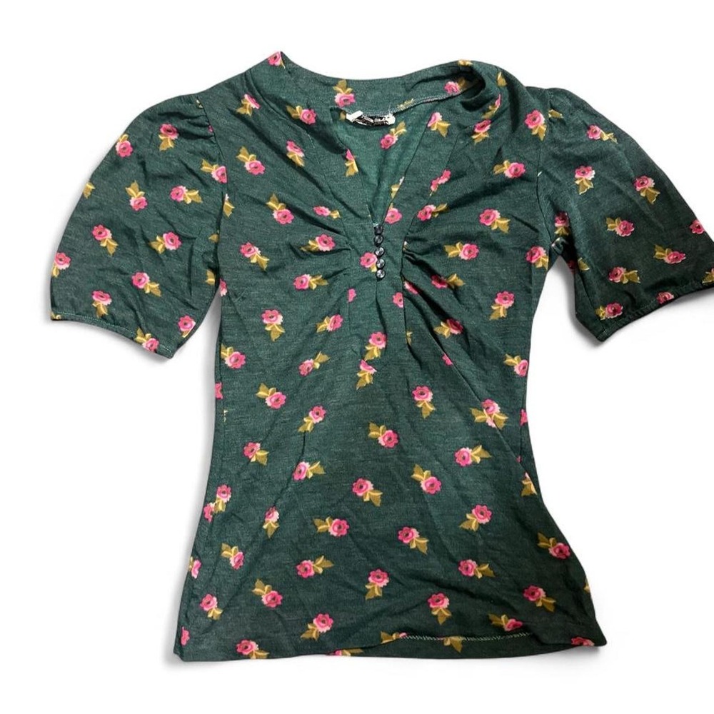 Vintage Y2K Tribe green floral babydoll tee